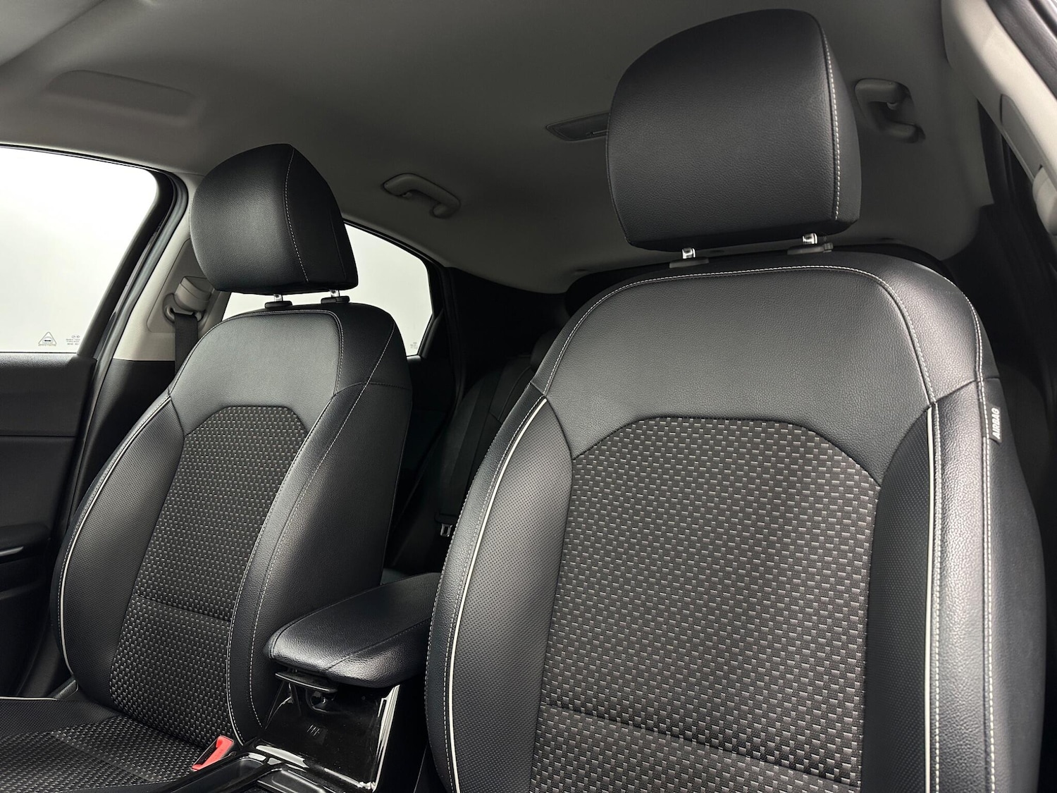 Used Kia XCeed 2020 for sale - 77017135: Photo 35