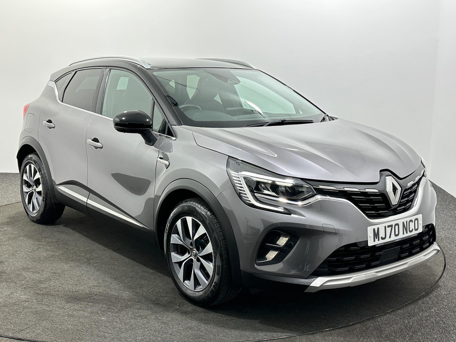 Used Renault Captur 2020 for sale - 76878889: Photo 1
