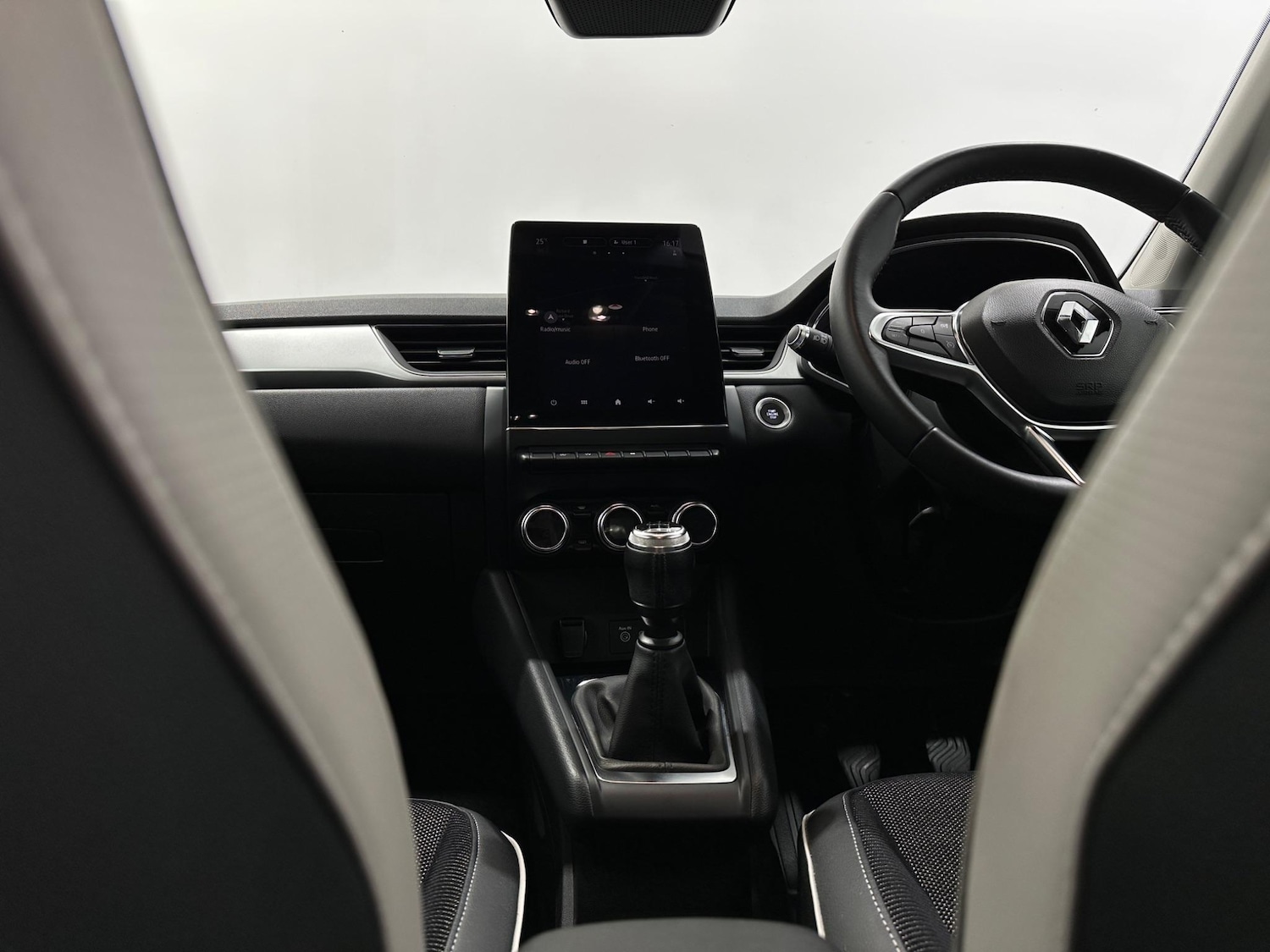 Used Renault Captur 2020 for sale - 76878889: Photo 19