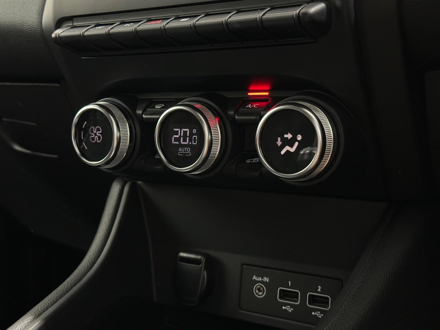 Used Renault Captur 2020 for sale - 76878889: Photo 20