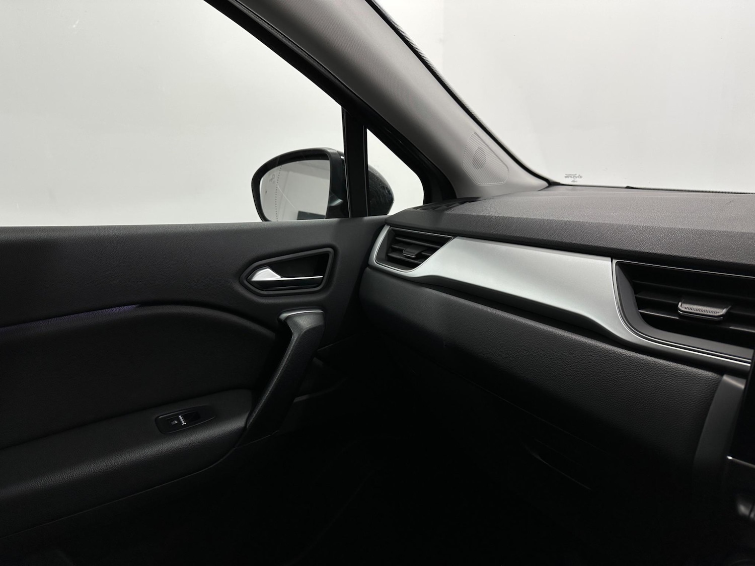 Used Renault Captur 2020 for sale - 76878889: Photo 25