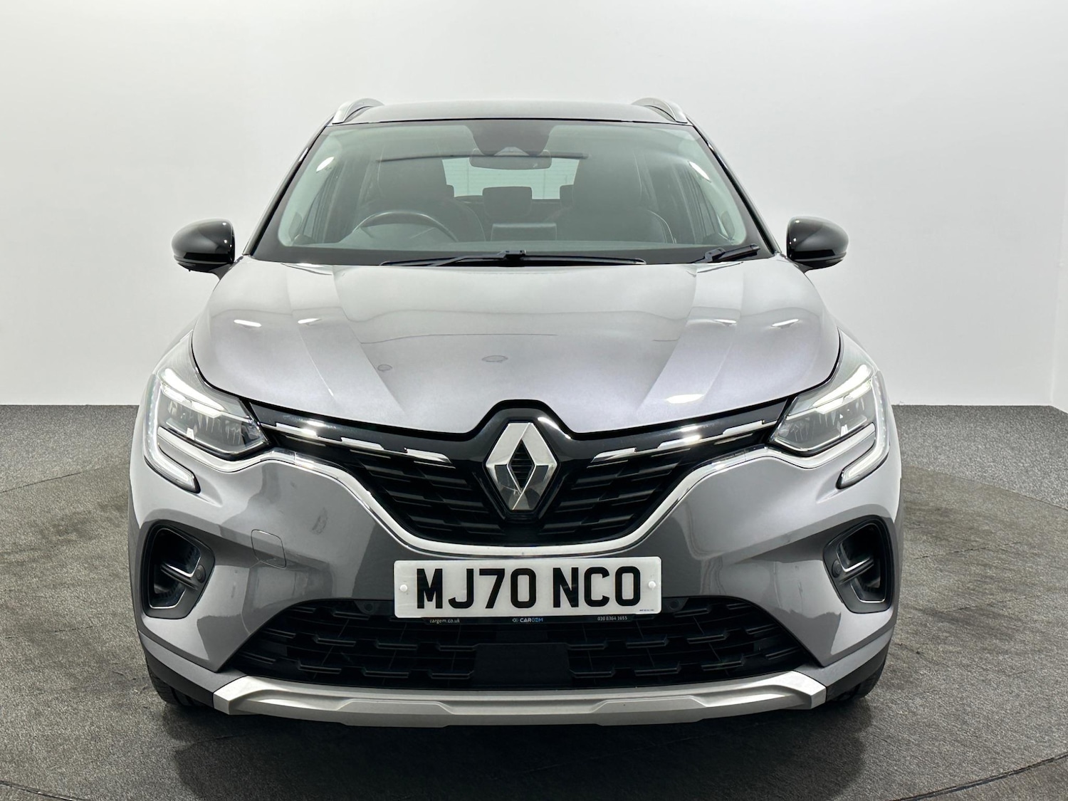 Used Renault Captur 2020 for sale - 76878889: Photo 3