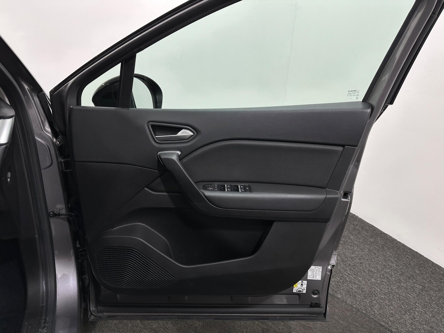 Used Renault Captur 2020 for sale - 76878889: Photo 31