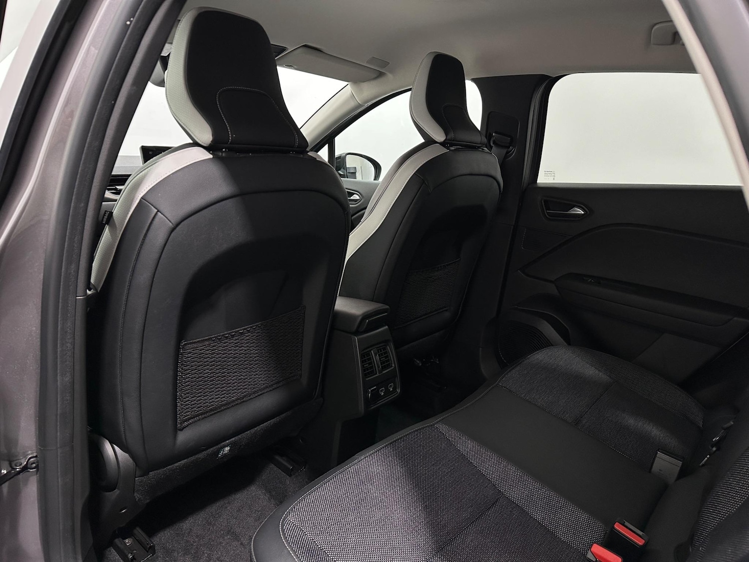 Used Renault Captur 2020 for sale - 76878889: Photo 37