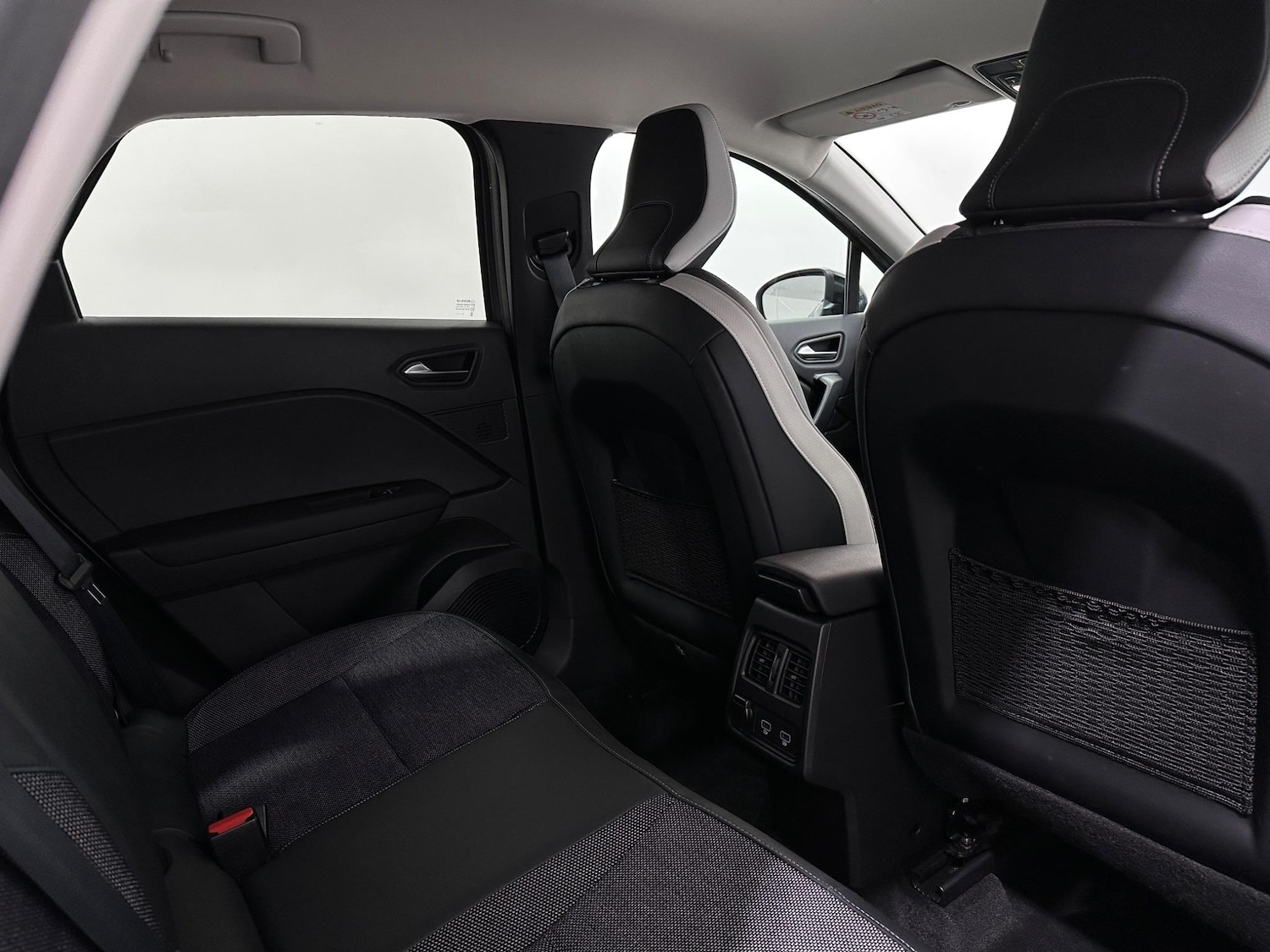 Used Renault Captur 2020 for sale - 76878889: Photo 39