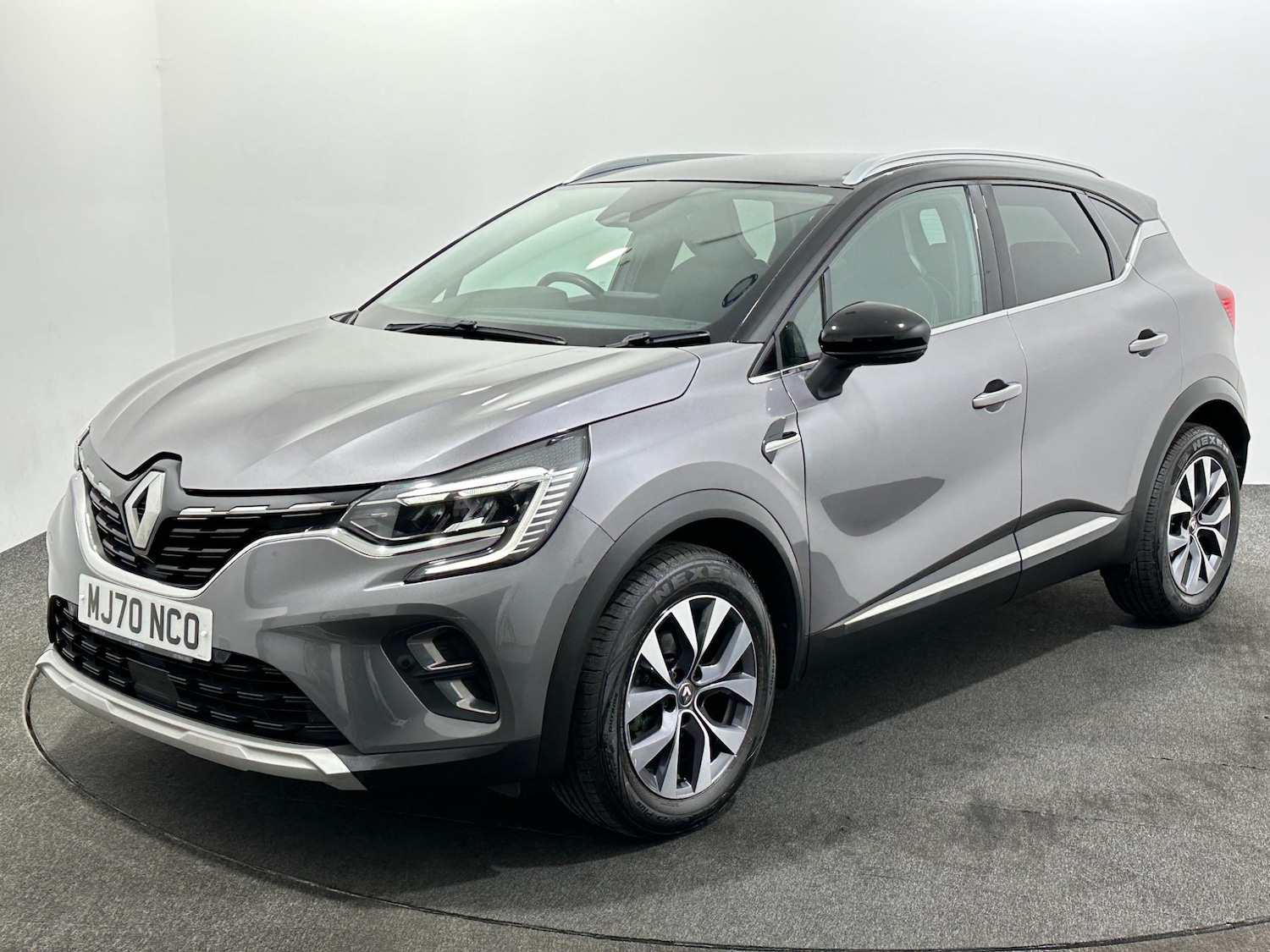 Used Renault Captur 2020 for sale - 76878889: Photo 4