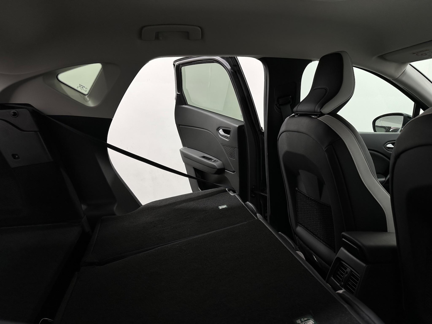 Used Renault Captur 2020 for sale - 76878889: Photo 44