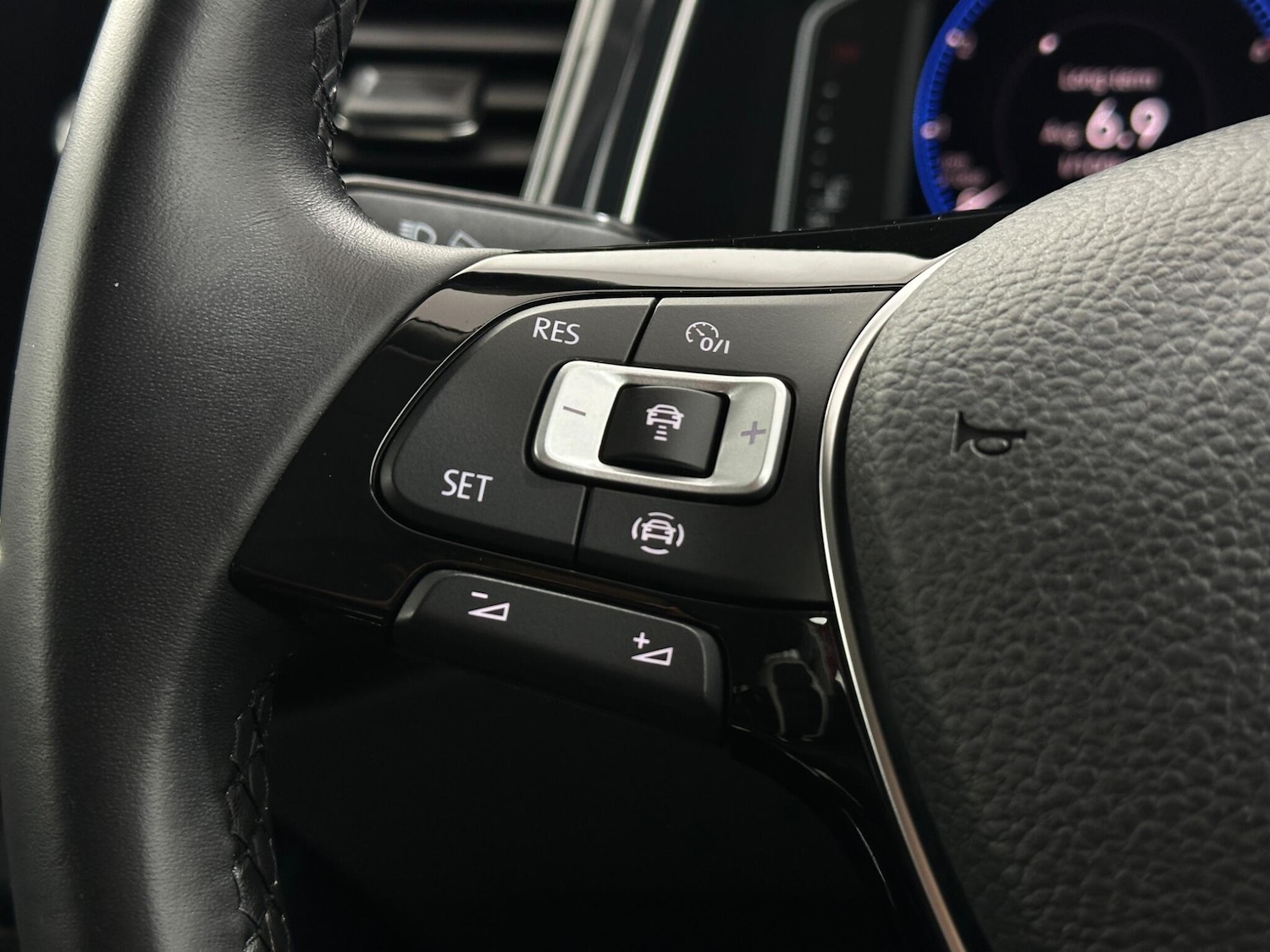 Used Volkswagen T-Roc 2019 for sale - 76878598: Photo 13