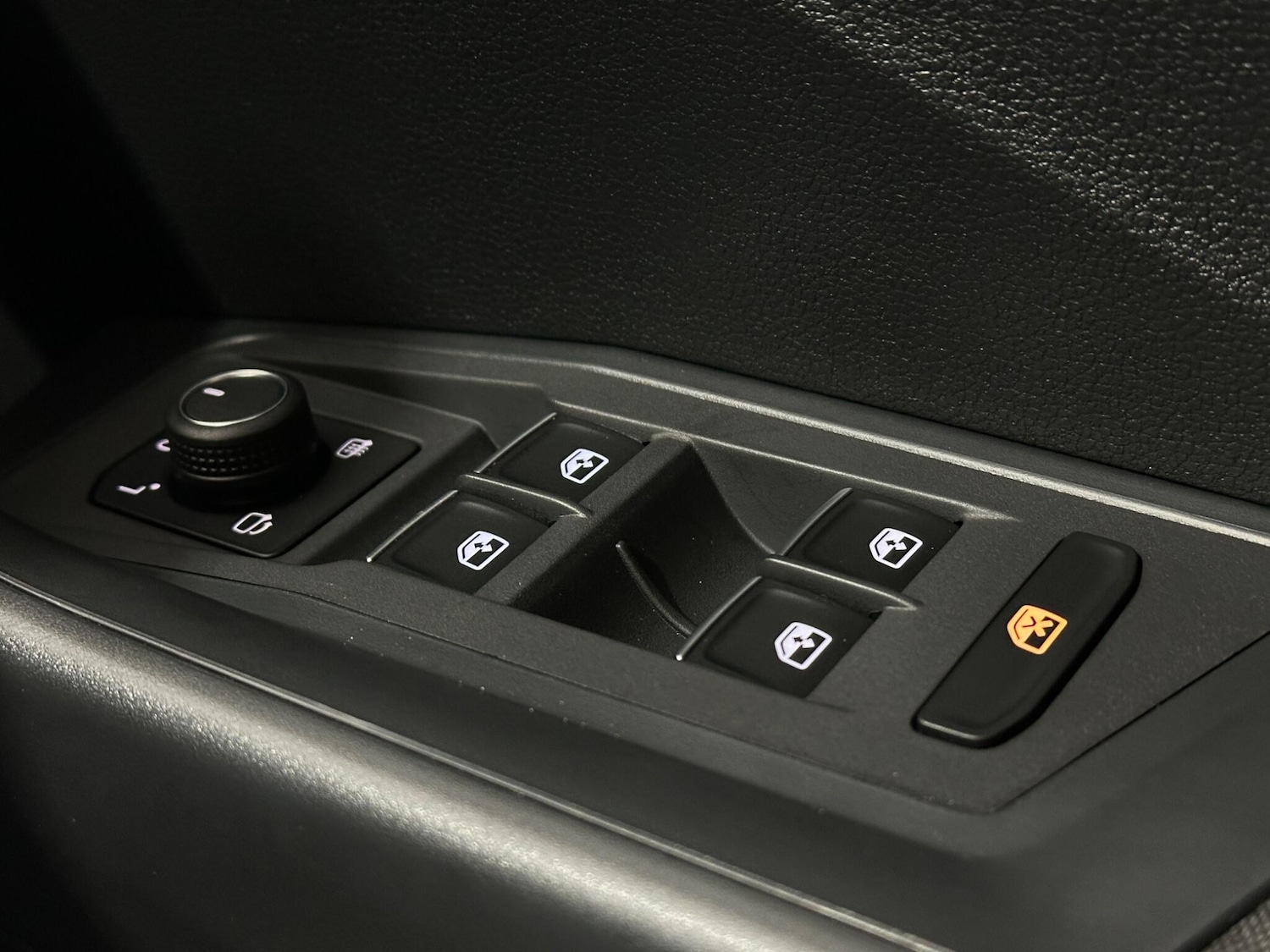 Used Volkswagen T-Roc 2019 for sale - 76878598: Photo 17