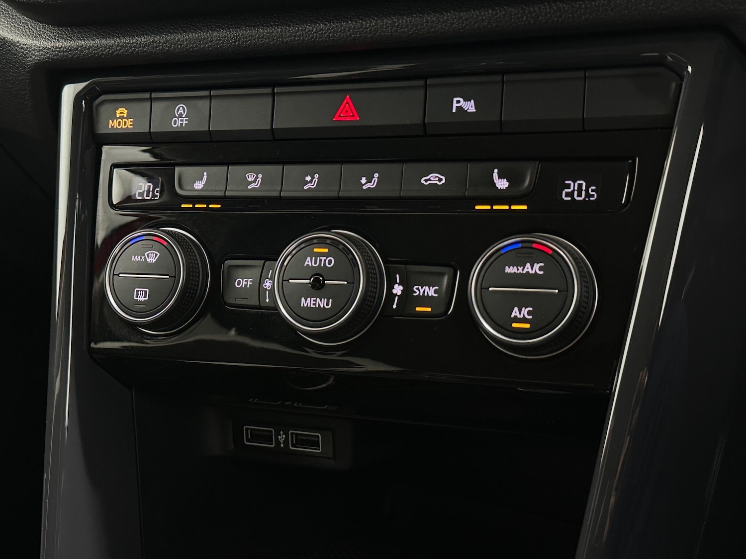 Used Volkswagen T-Roc 2019 for sale - 76878598: Photo 20