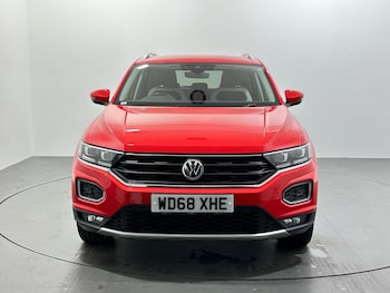 Used Volkswagen T-Roc 2019 for sale - 76878598: Photo