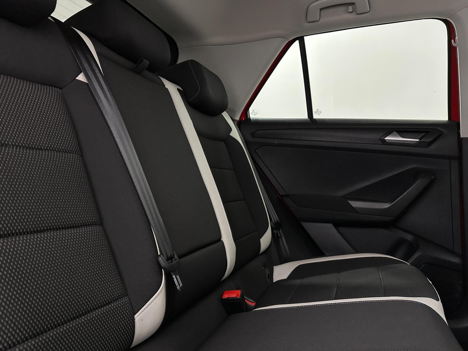 Used Volkswagen T-Roc 2019 for sale - 76878598: Photo 42