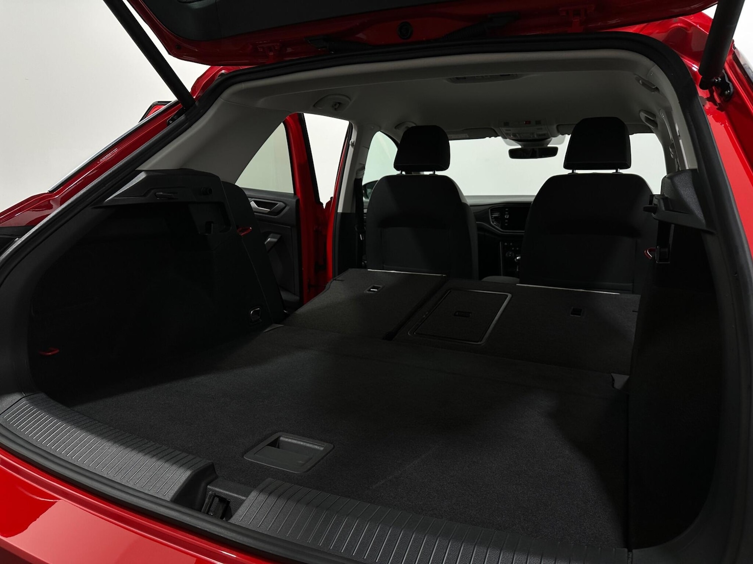 Used Volkswagen T-Roc 2019 for sale - 76878598: Photo 45