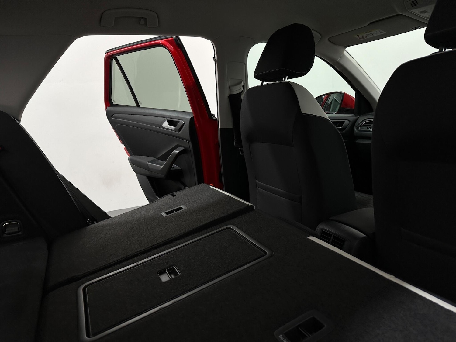 Used Volkswagen T-Roc 2019 for sale - 76878598: Photo 46