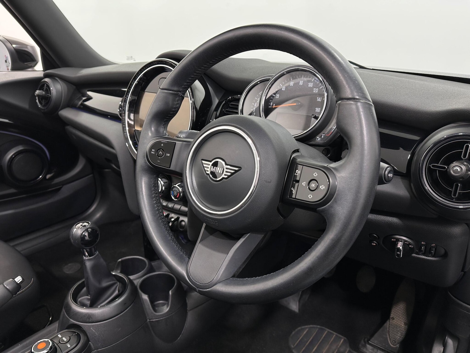 Used MINI Convertible 2021 for sale - 76878600: Photo 10