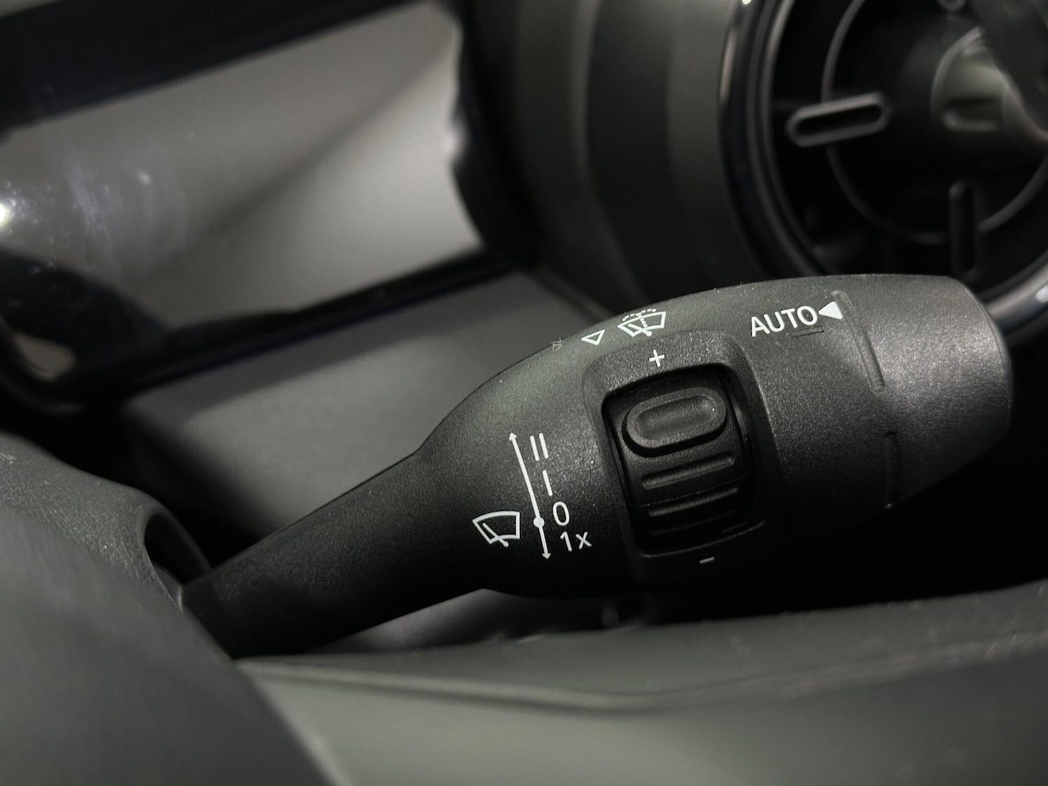 Used MINI Convertible 2021 for sale - 76878600: Photo 15