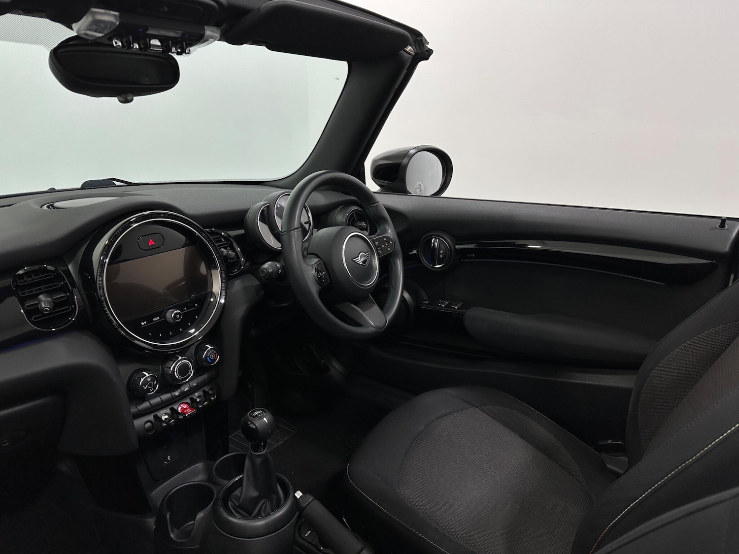 Used MINI Convertible 2021 for sale - 76878600: Photo 26