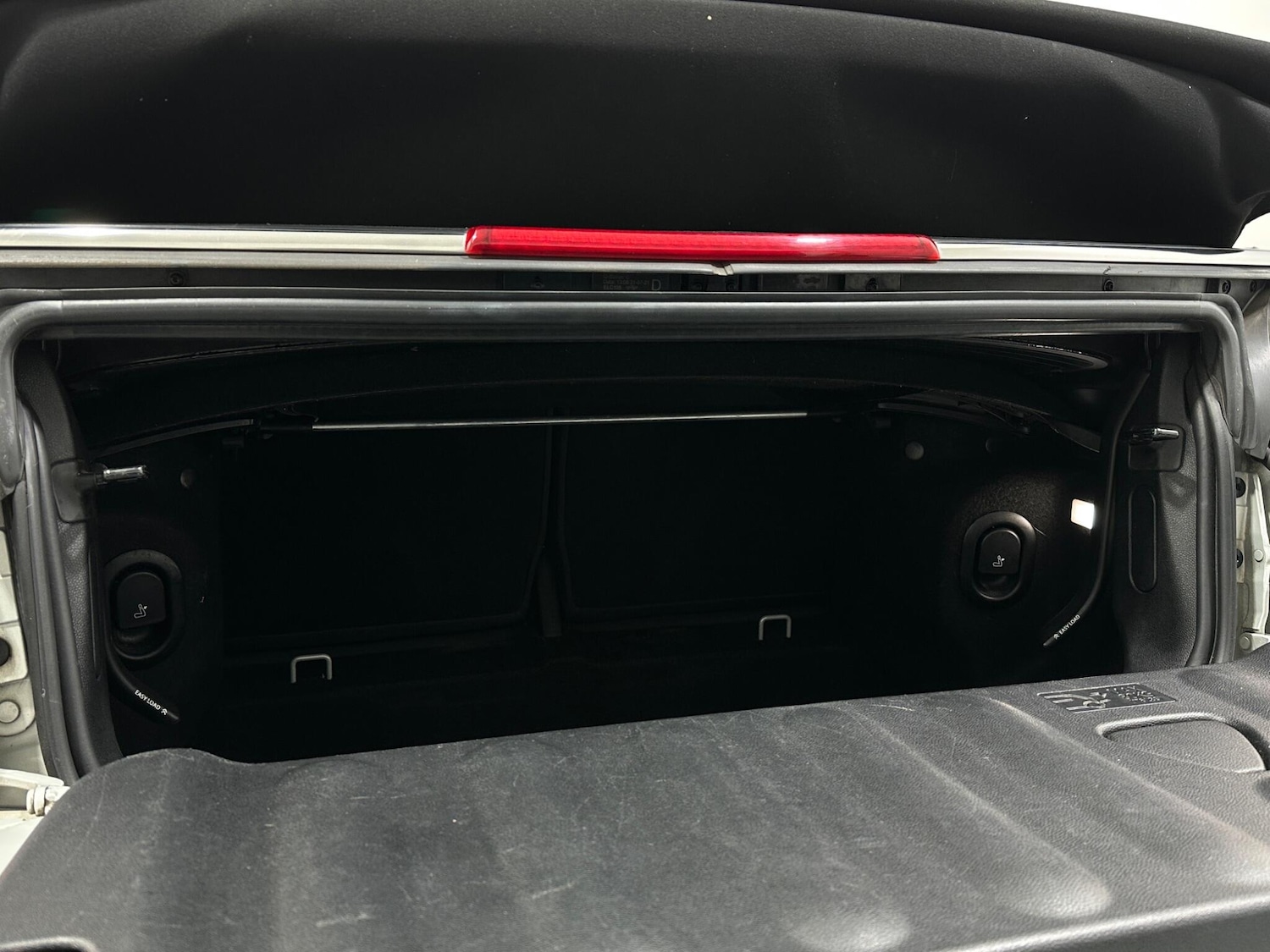 Used MINI Convertible 2021 for sale - 76878600: Photo 40