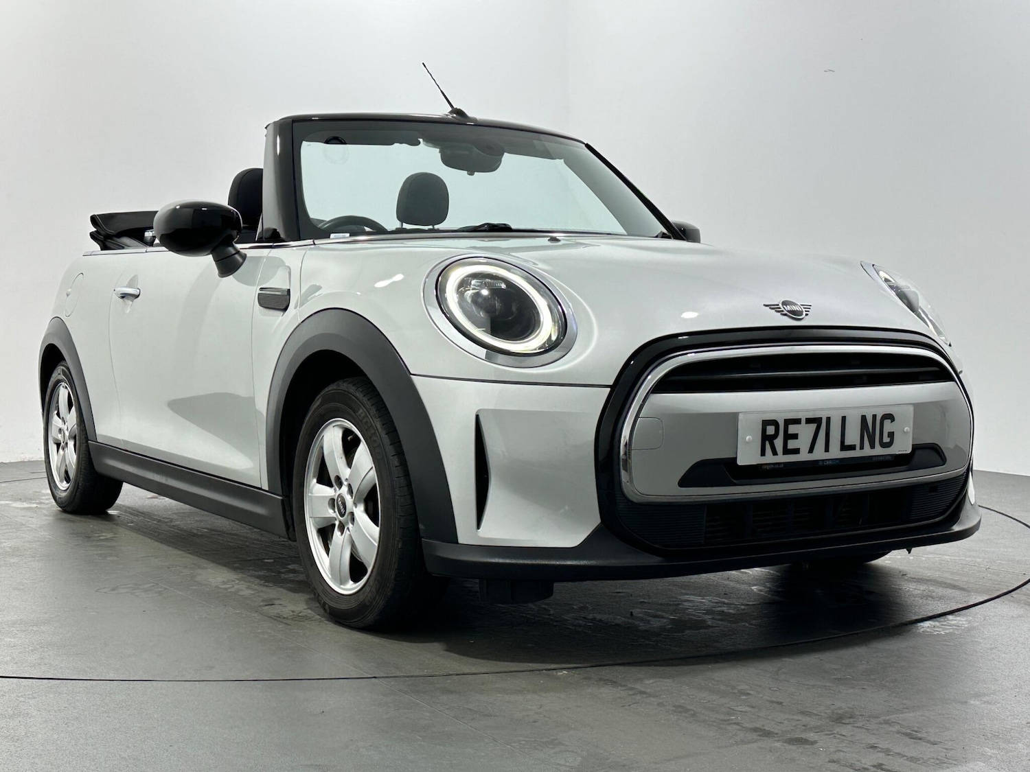 Used MINI Convertible 2021 for sale - 76878600: Photo 45