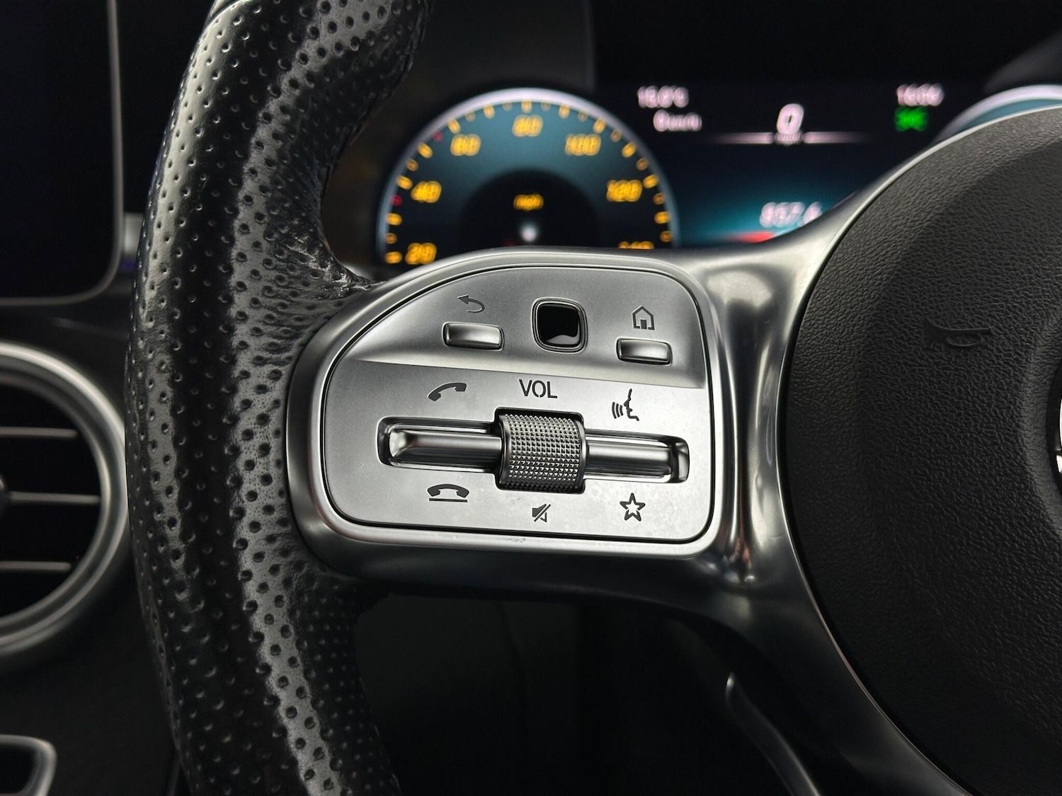 Used Mercedes-Benz C Class 2019 for sale - 77523898: Photo 15