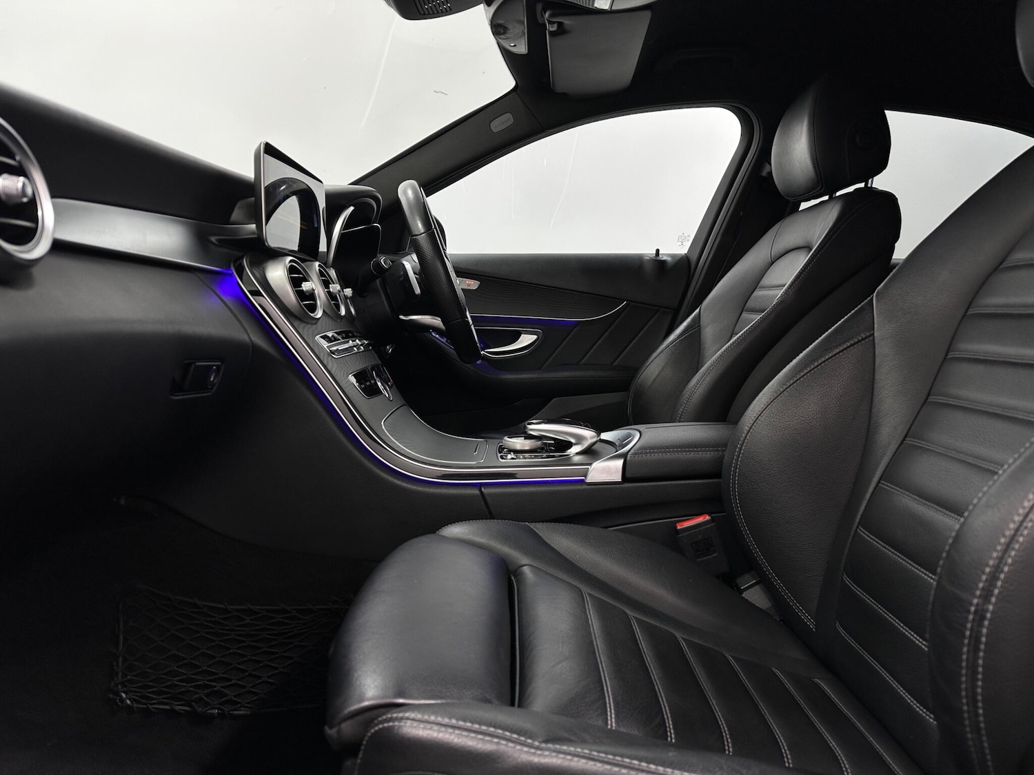 Used Mercedes-Benz C Class 2019 for sale - 77523898: Photo 33