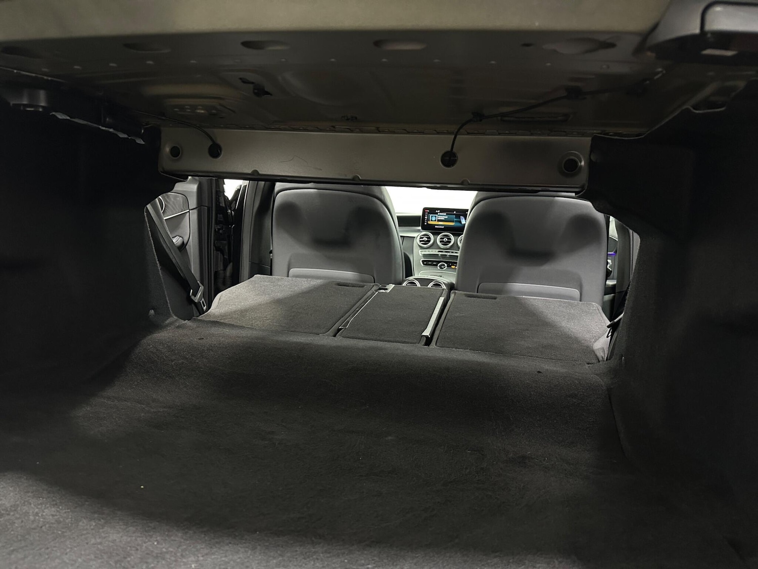 Used Mercedes-Benz C Class 2019 for sale - 77523898: Photo 44