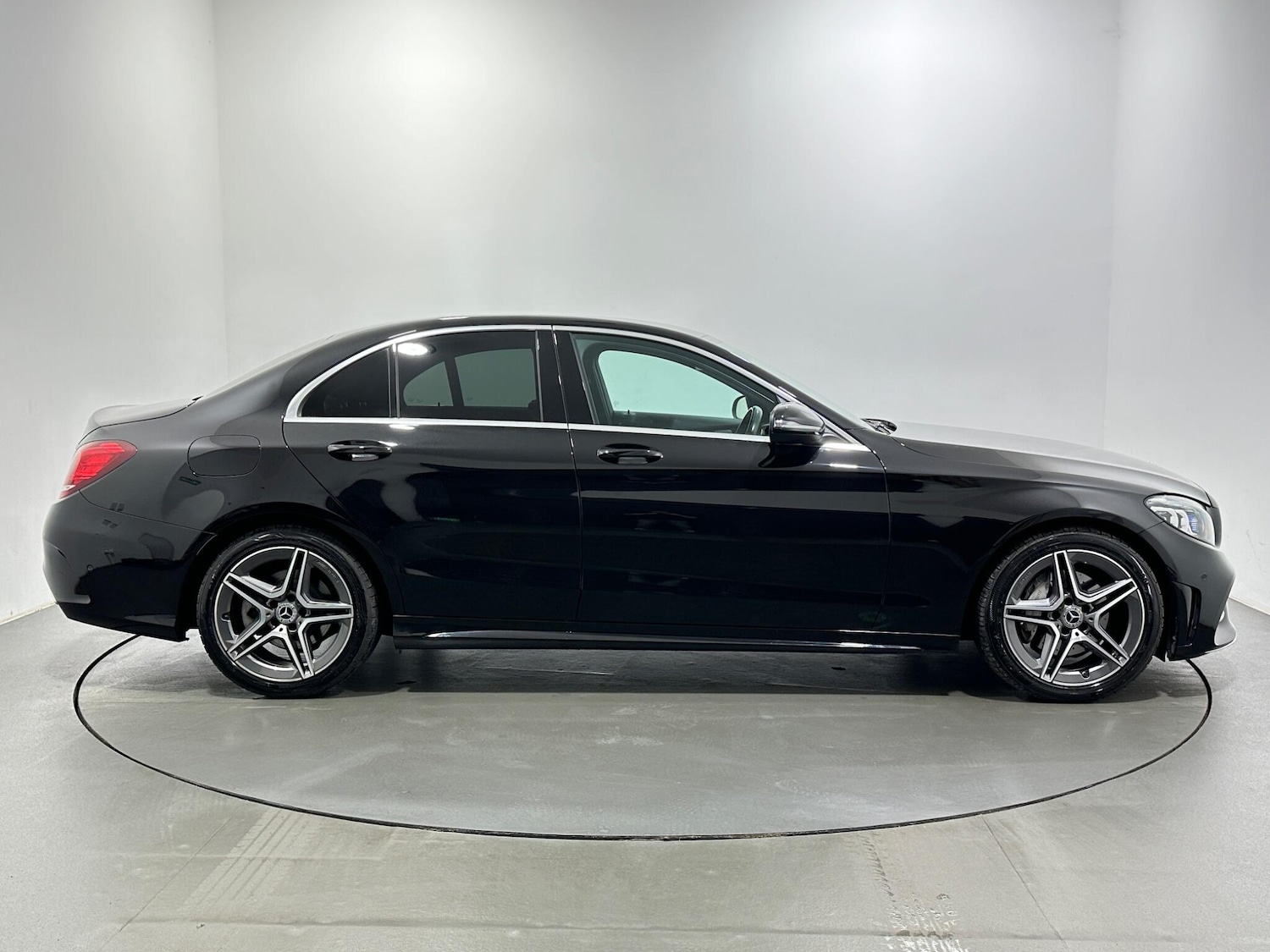 Used Mercedes-Benz C Class 2019 for sale - 77523898: Photo 9