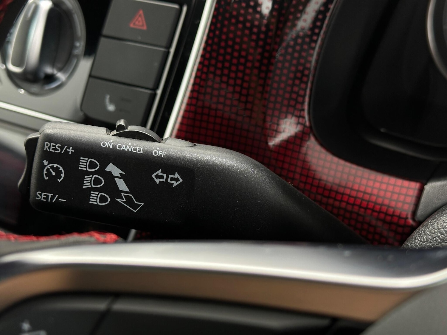 Used Volkswagen up! 2019 for sale - 77091148: Photo 12