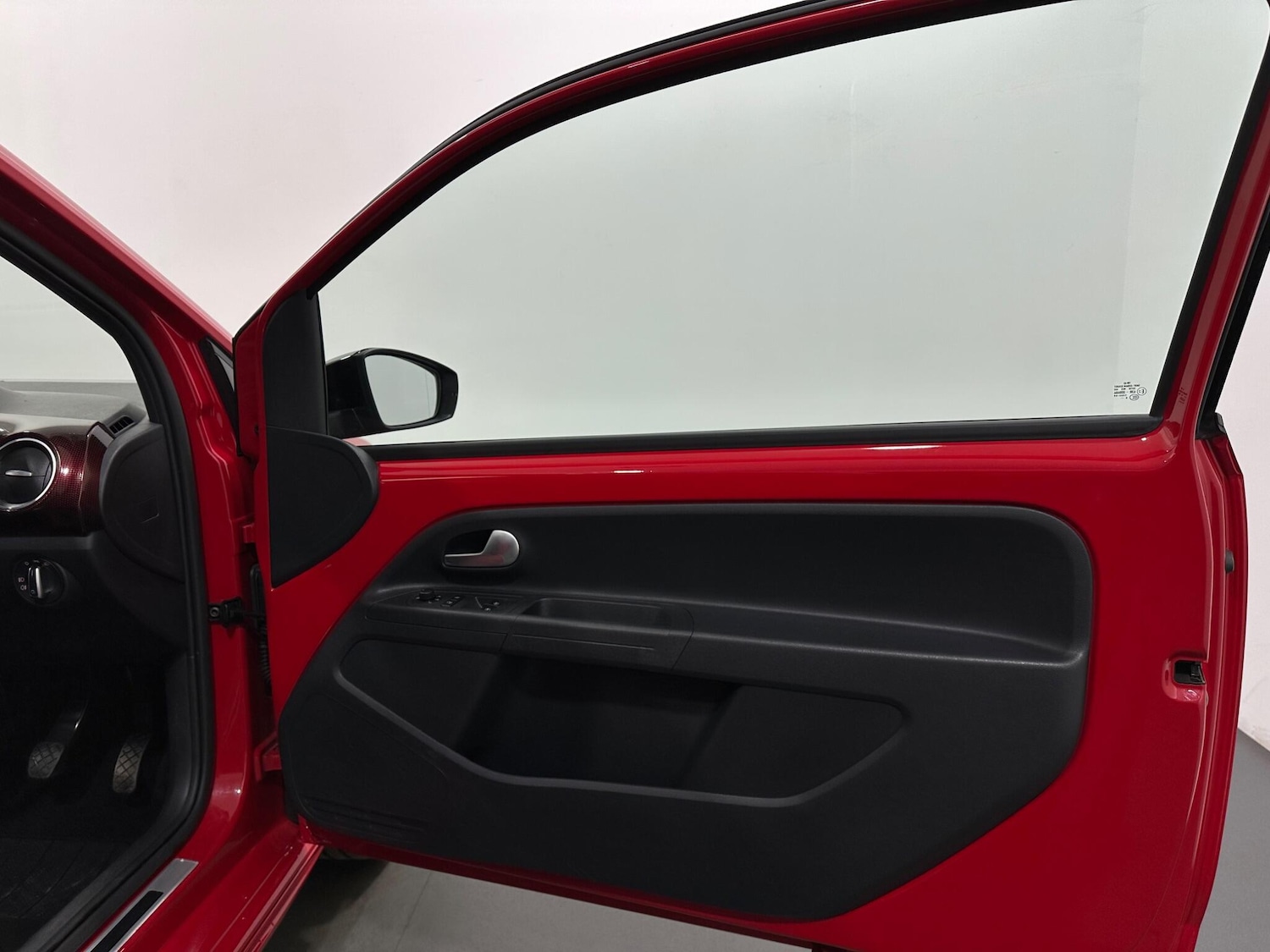 Used Volkswagen up! 2019 for sale - 77091148: Photo 30