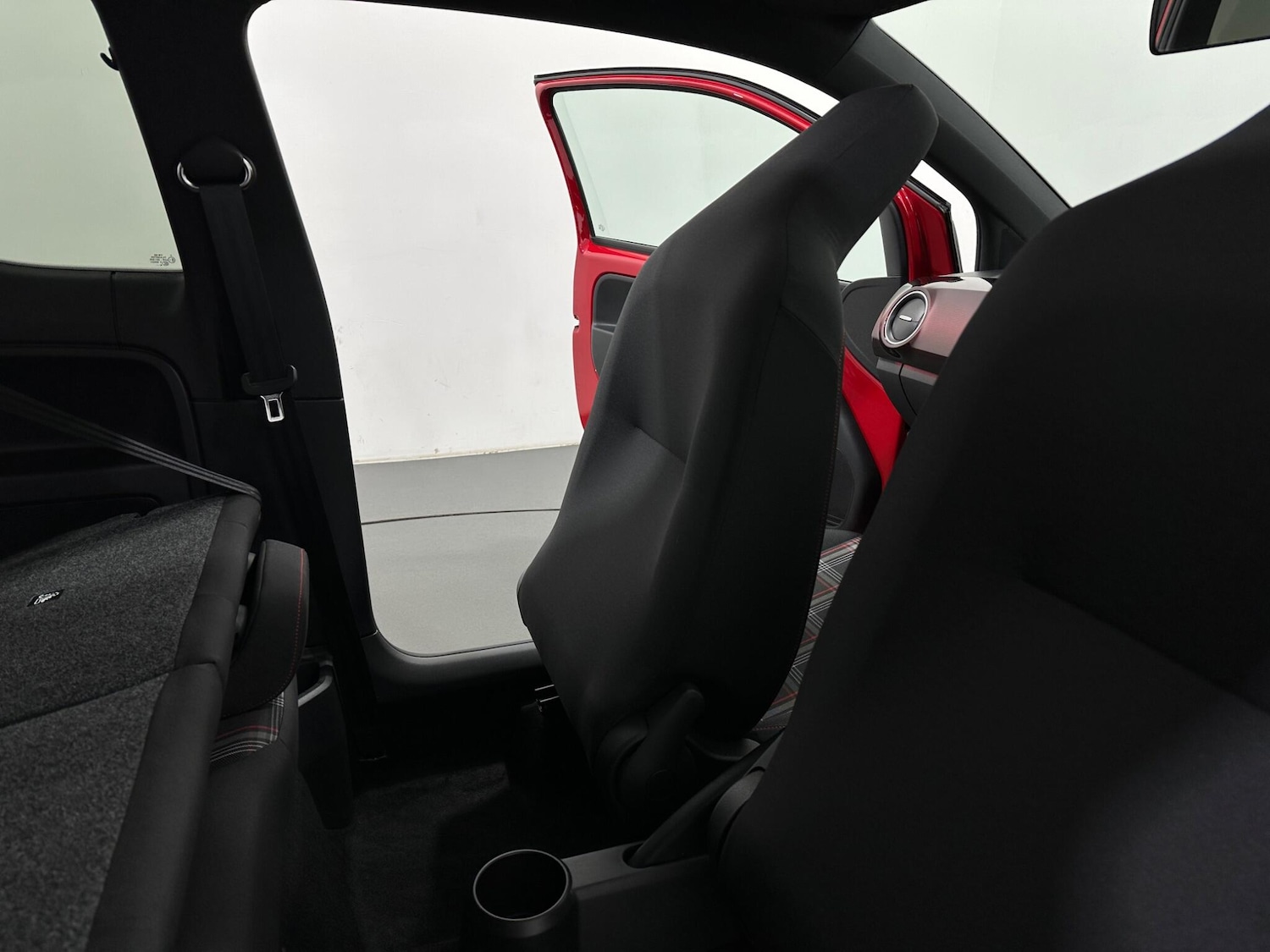 Used Volkswagen up! 2019 for sale - 77091148: Photo 39