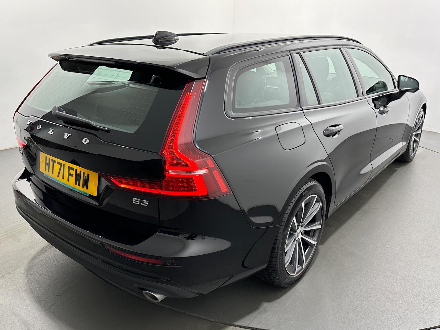 Used Volvo V60 2022 for sale - 77330941: Photo 52