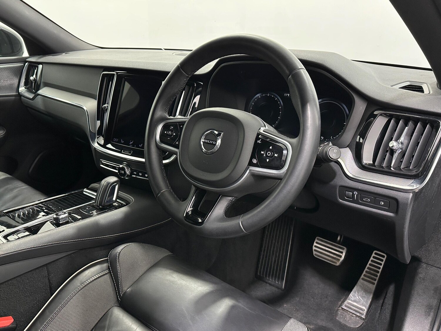 Used Volvo V60 for sale - 78214670: Photo 11