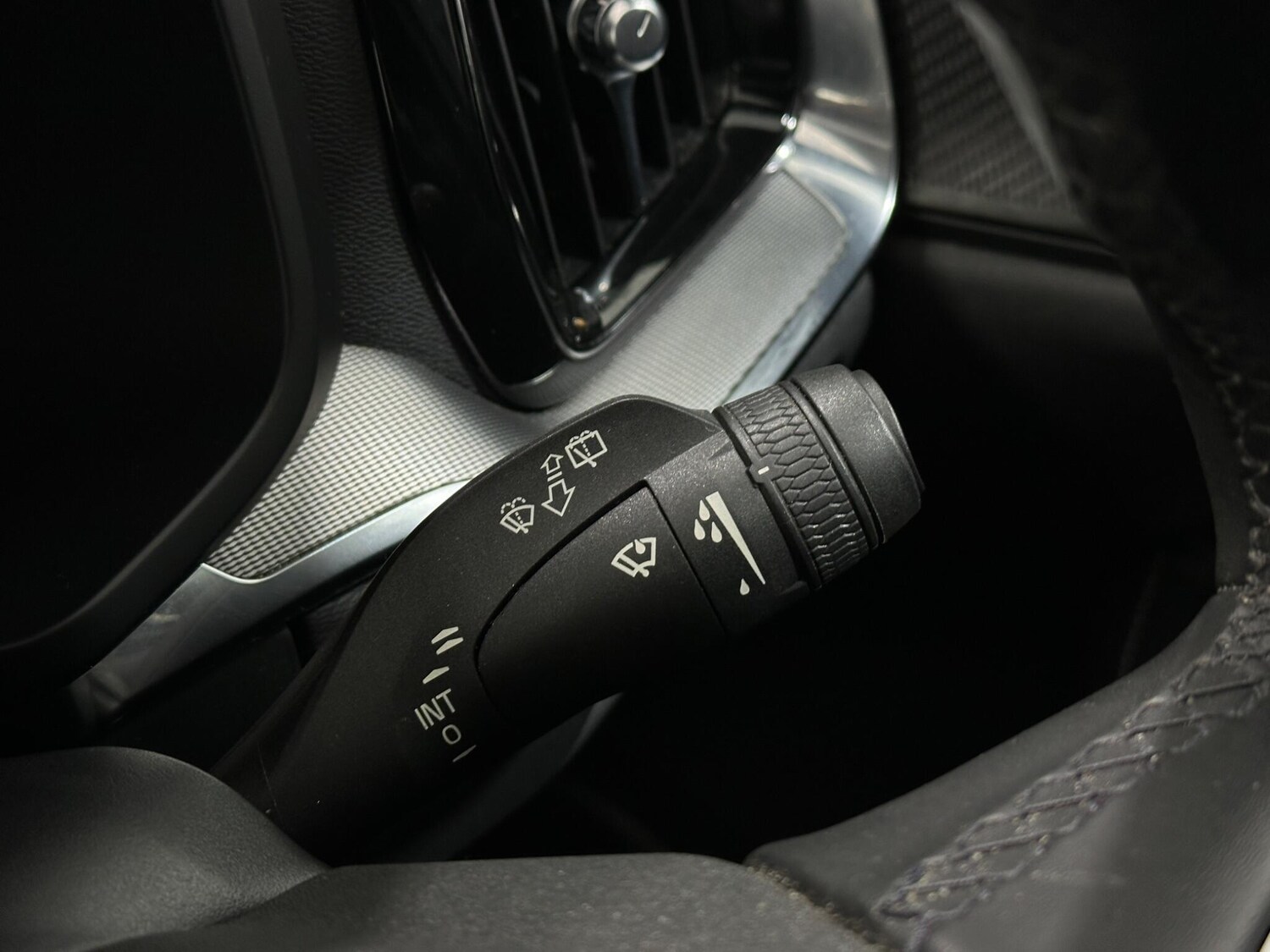 Used Volvo V60 for sale - 78214670: Photo 17