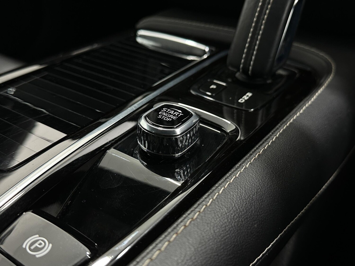 Used Volvo V60 for sale - 78214670: Photo 21