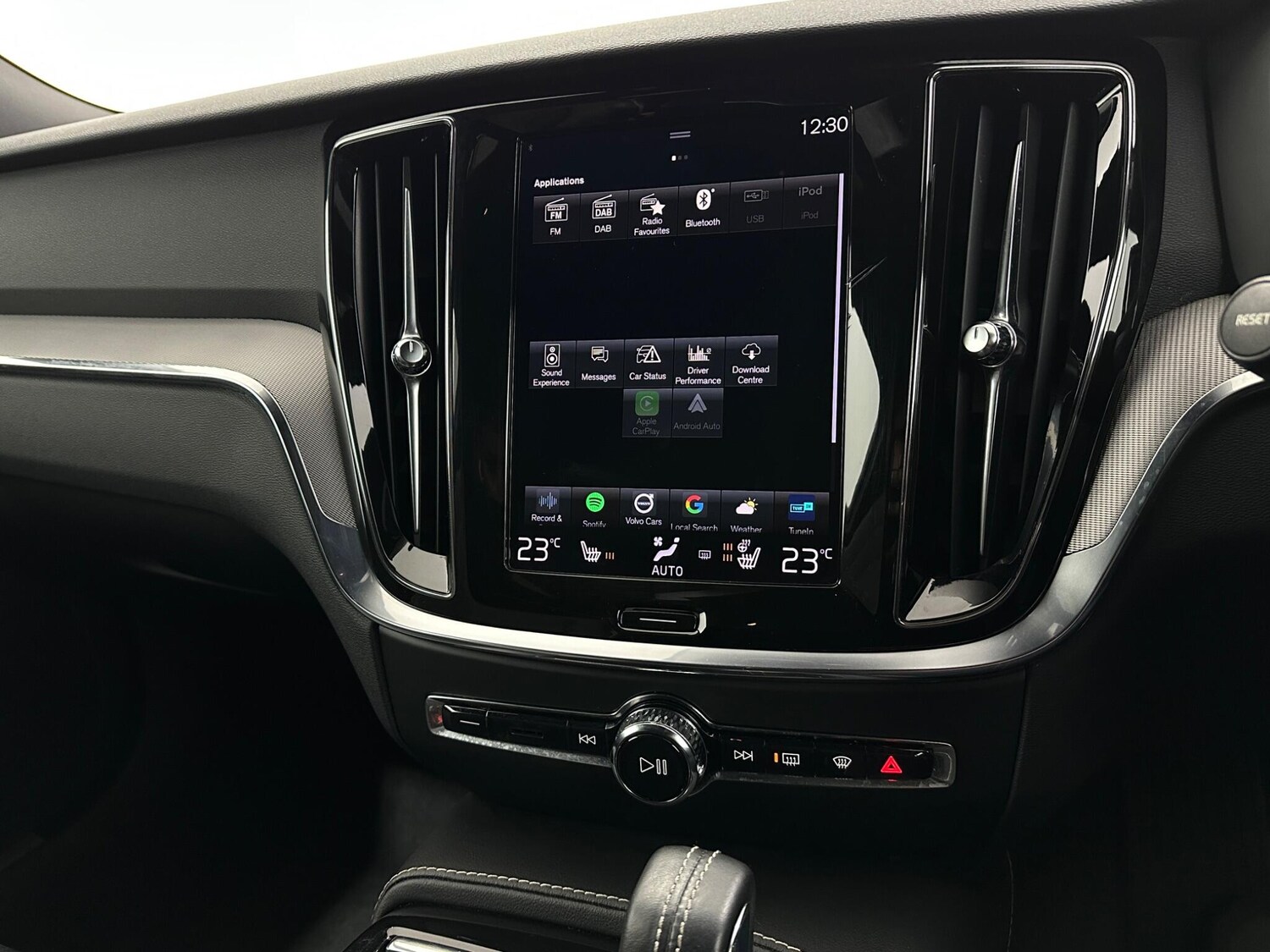 Used Volvo V60 for sale - 78214670: Photo 25