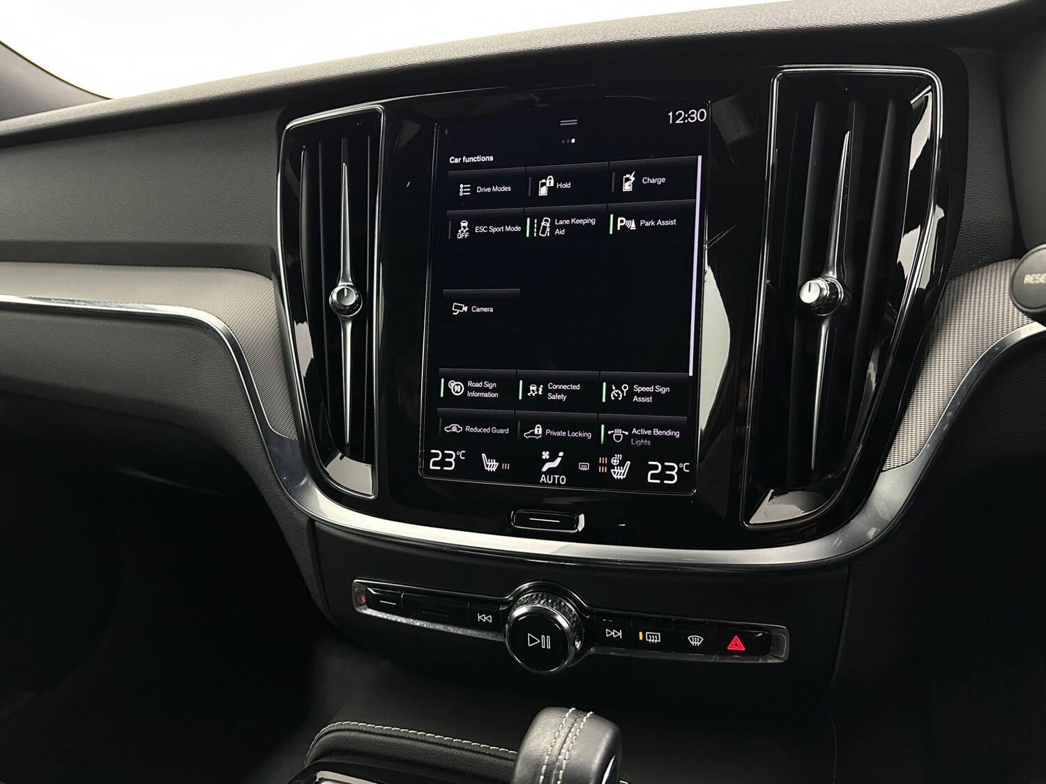 Used Volvo V60 for sale - 78214670: Photo 26