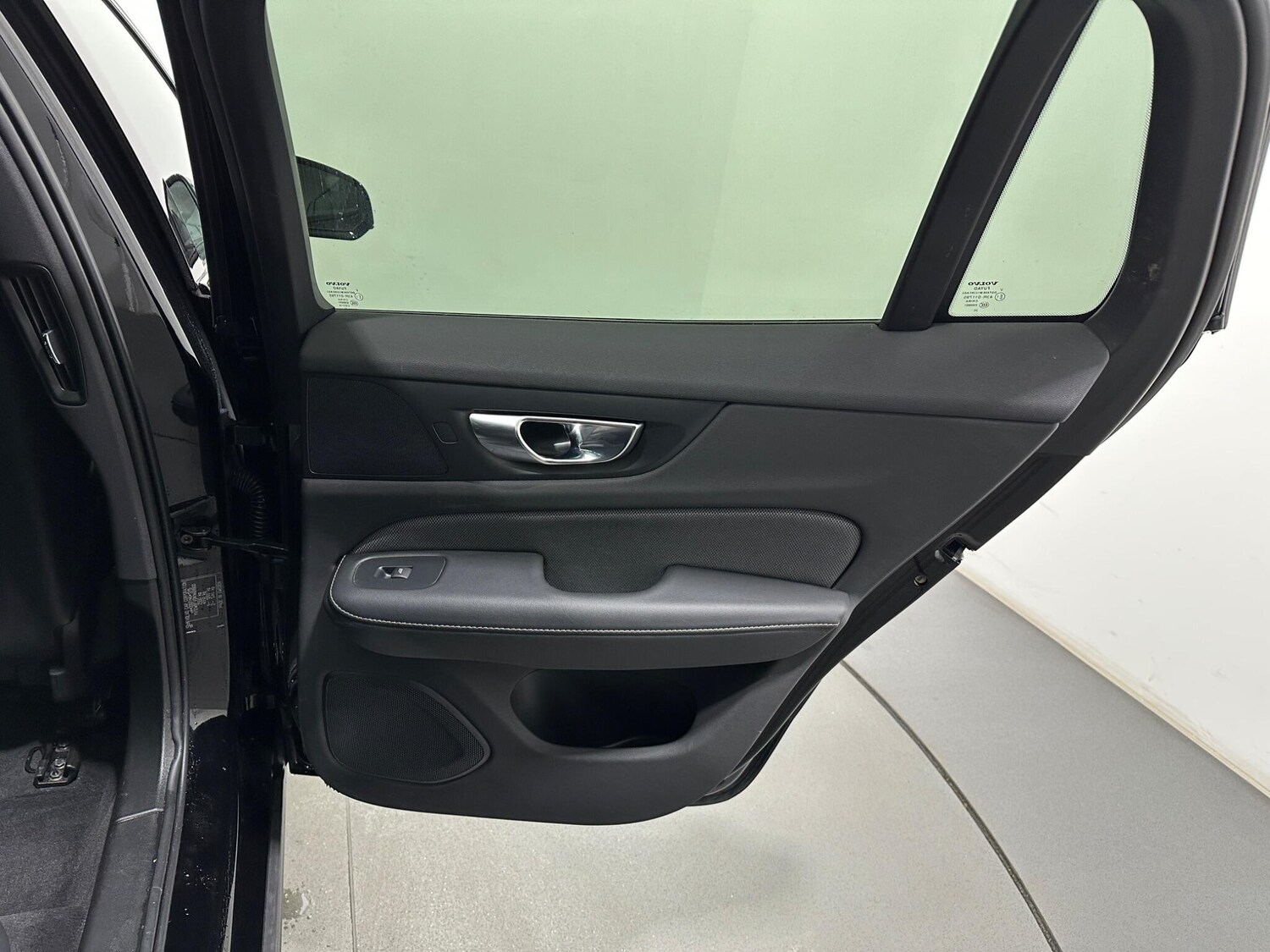 Used Volvo V60 for sale - 78214670: Photo 45