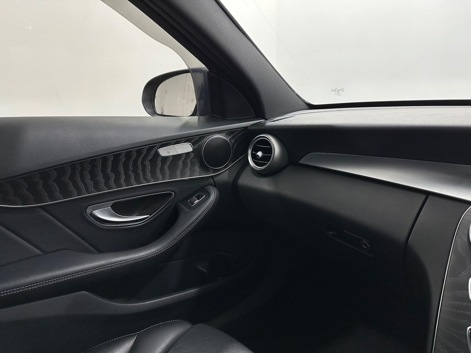 Used Mercedes-Benz C Class for sale - 77496321: Photo 28