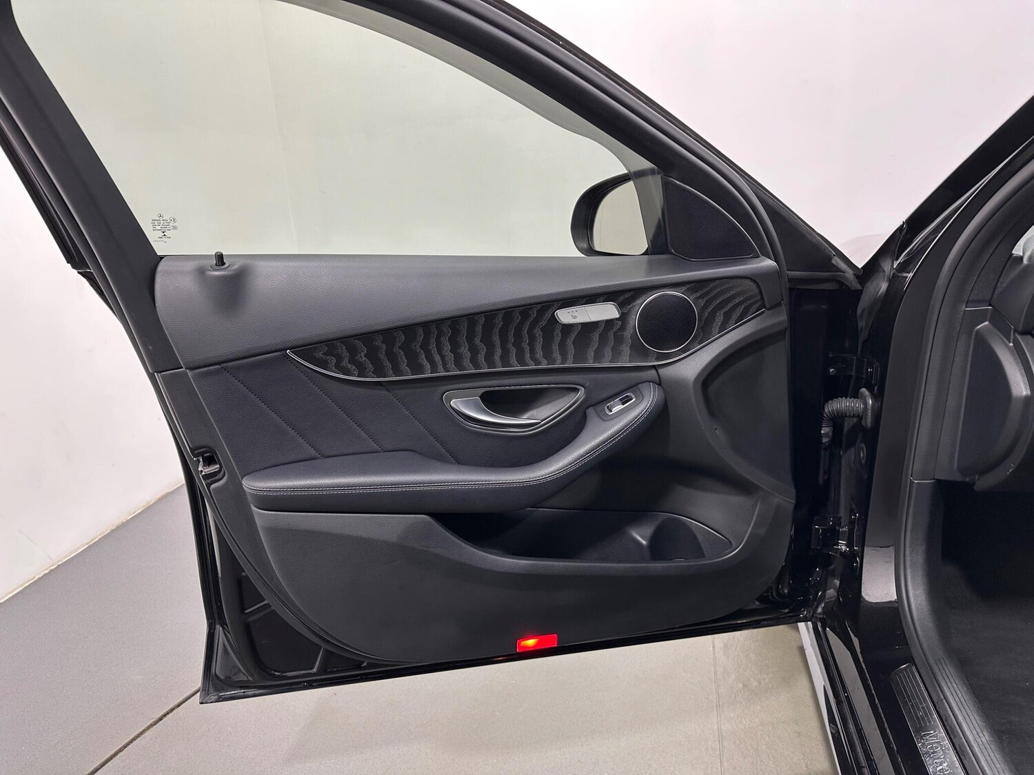 Used Mercedes-Benz C Class for sale - 77496321: Photo 38