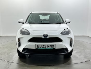 Used Toyota Yaris Cross 2023 for sale - 79388390: Photo