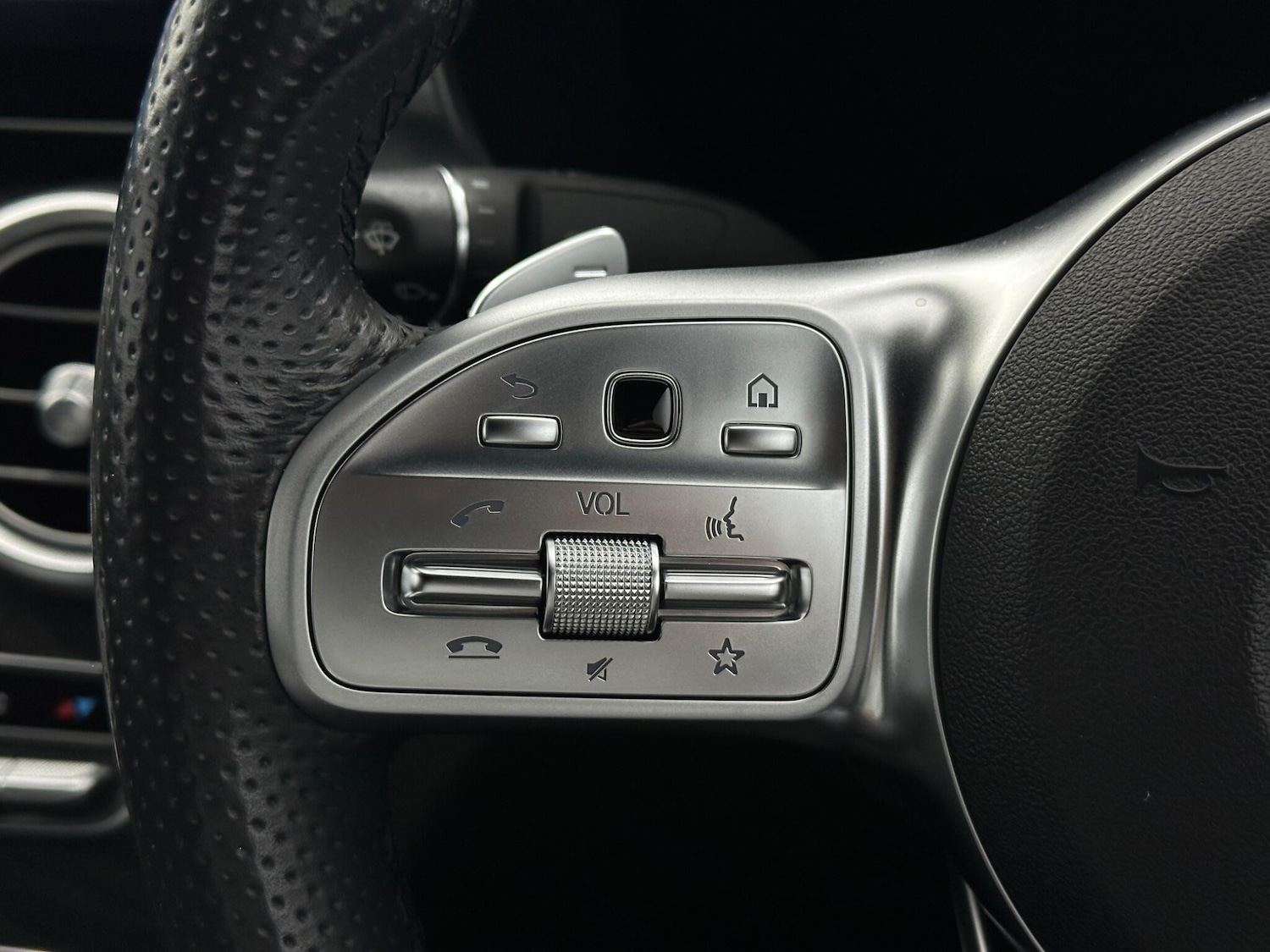 Used Mercedes-Benz C Class 2020 for sale - 78100623: Photo 15