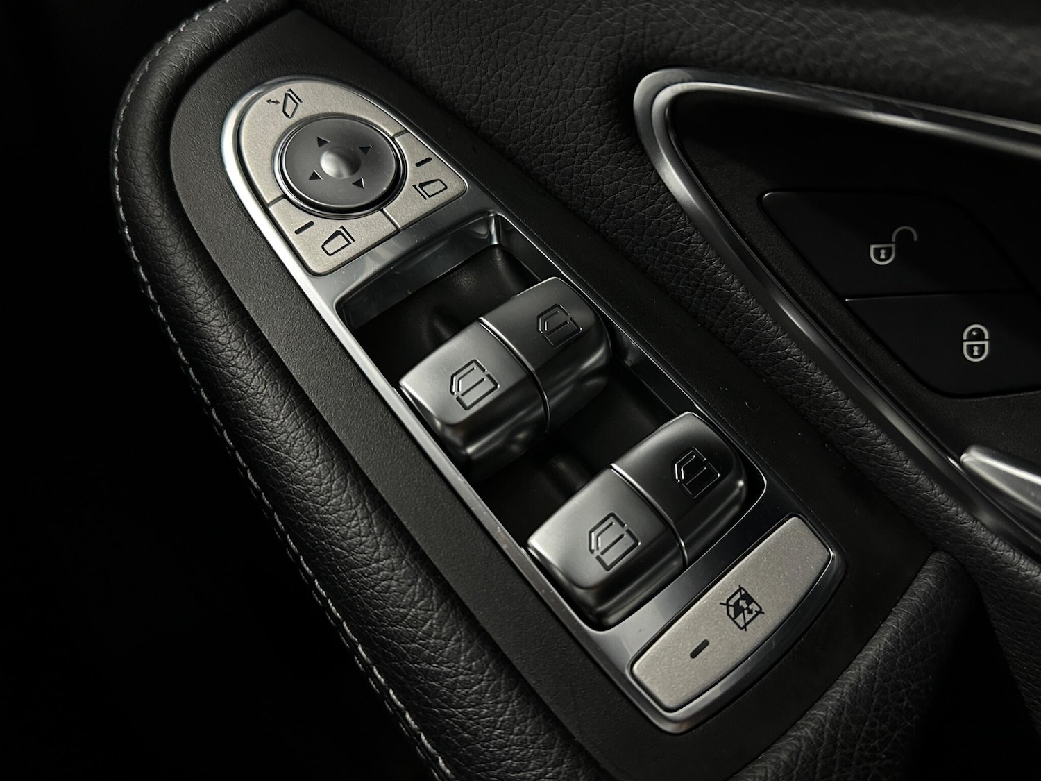 Used Mercedes-Benz C Class 2020 for sale - 78100623: Photo 19