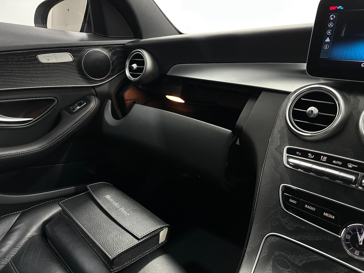 Used Mercedes-Benz C Class 2020 for sale - 78100623: Photo 30