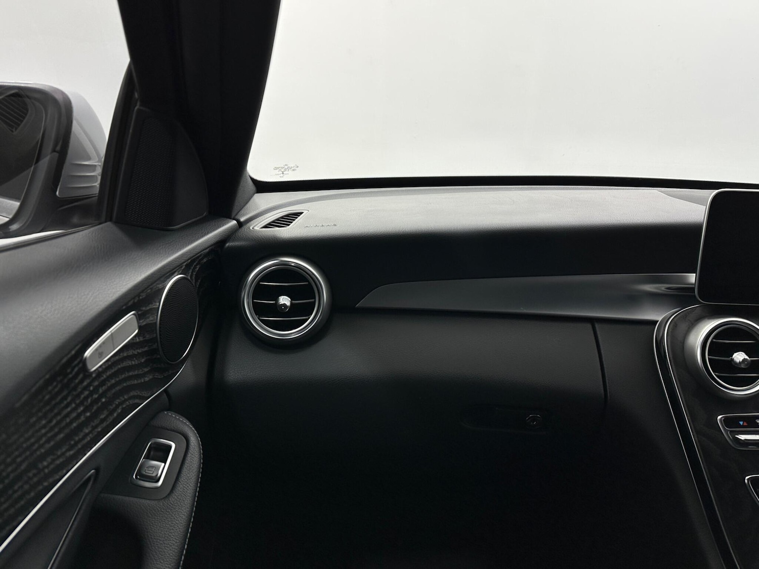 Used Mercedes-Benz C Class 2020 for sale - 78100623: Photo 31