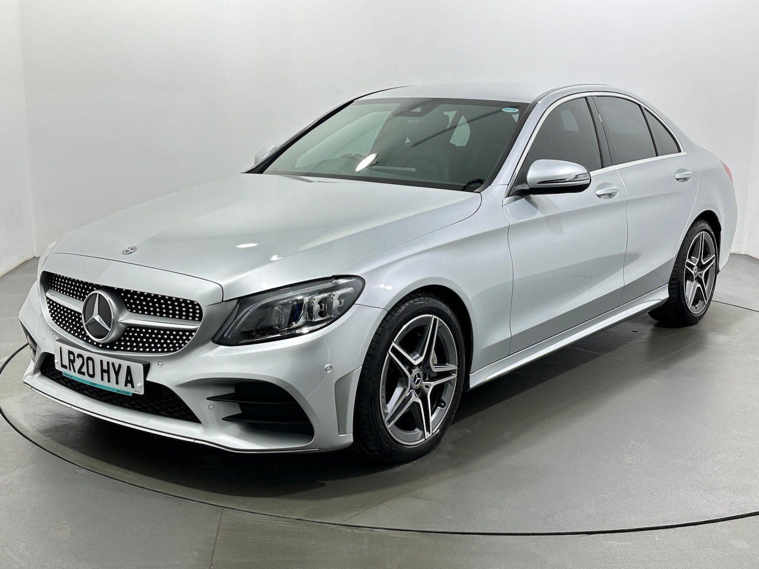 Used Mercedes-Benz C Class 2020 for sale - 78100623: Photo 4