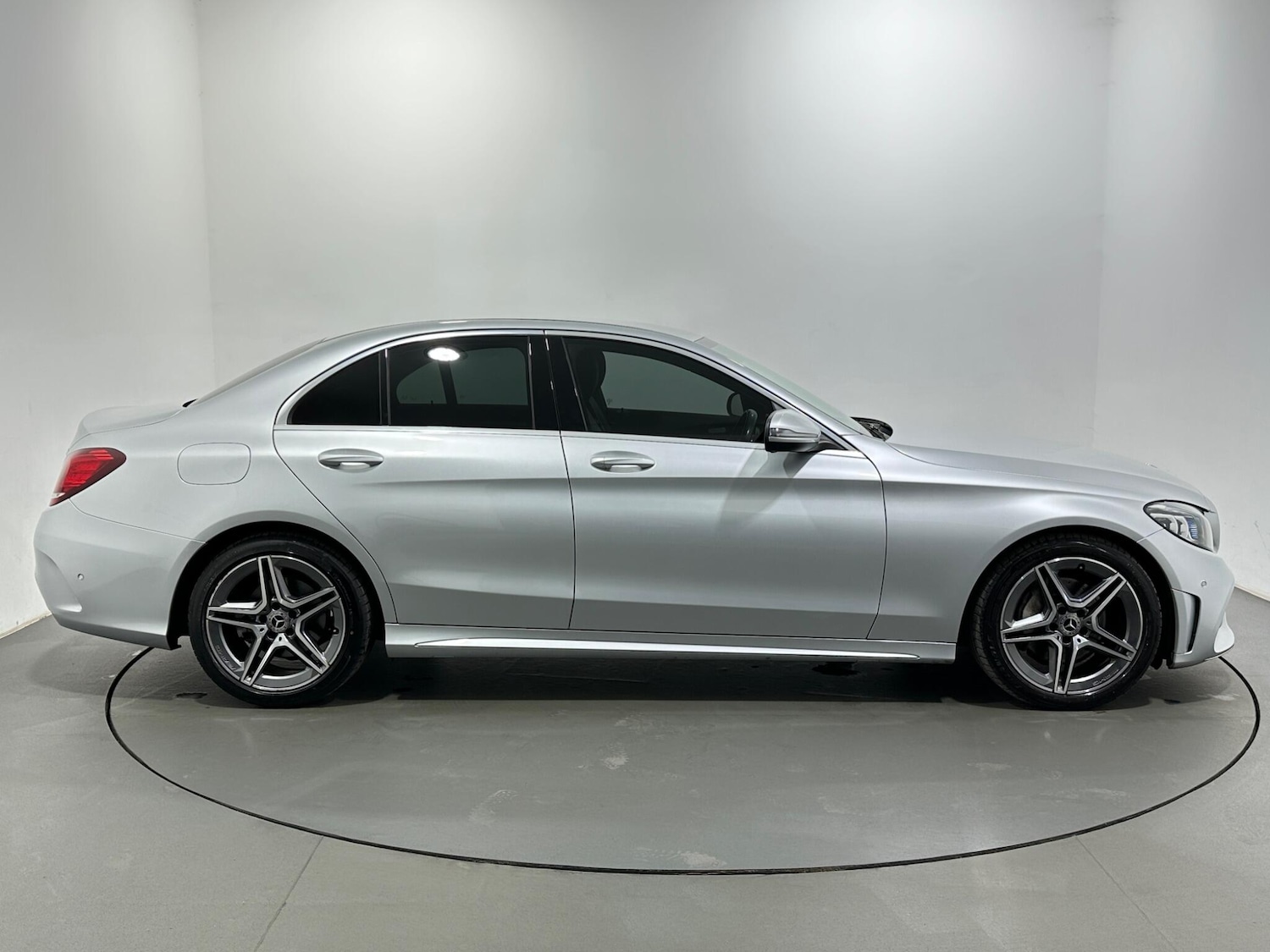 Used Mercedes-Benz C Class 2020 for sale - 78100623: Photo 9