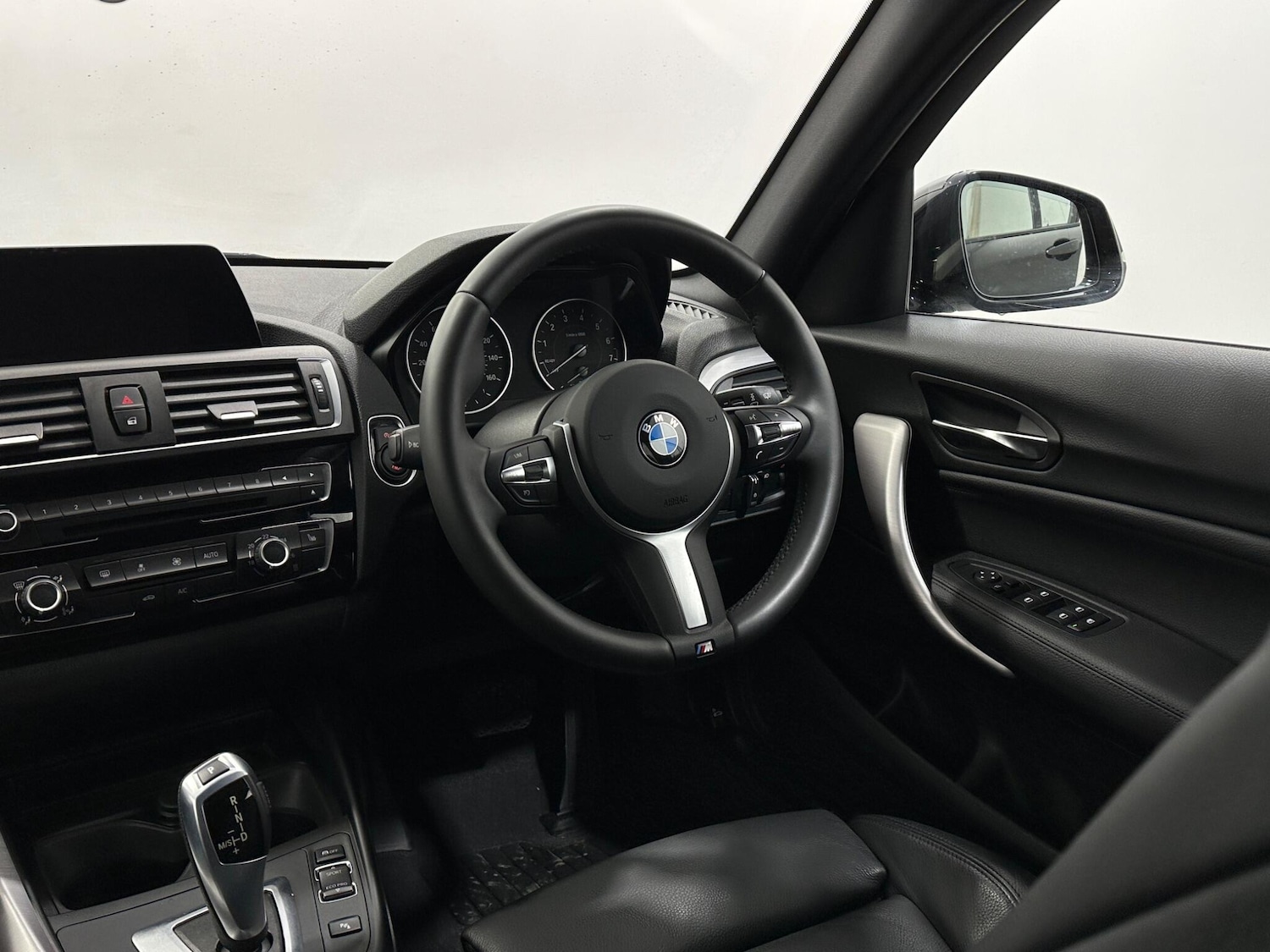 Used BMW 1 Series 2017 for sale - 77537833: Photo 12