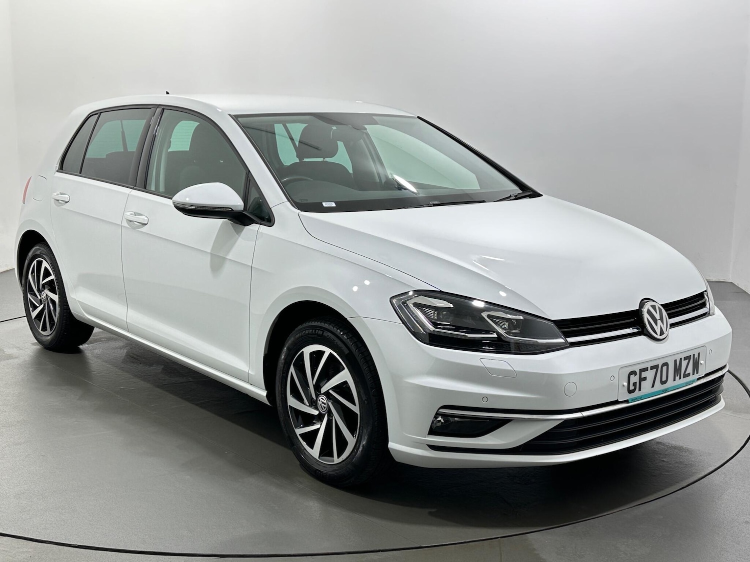 Used Volkswagen Golf 2020 for sale - 77400540: Photo 1