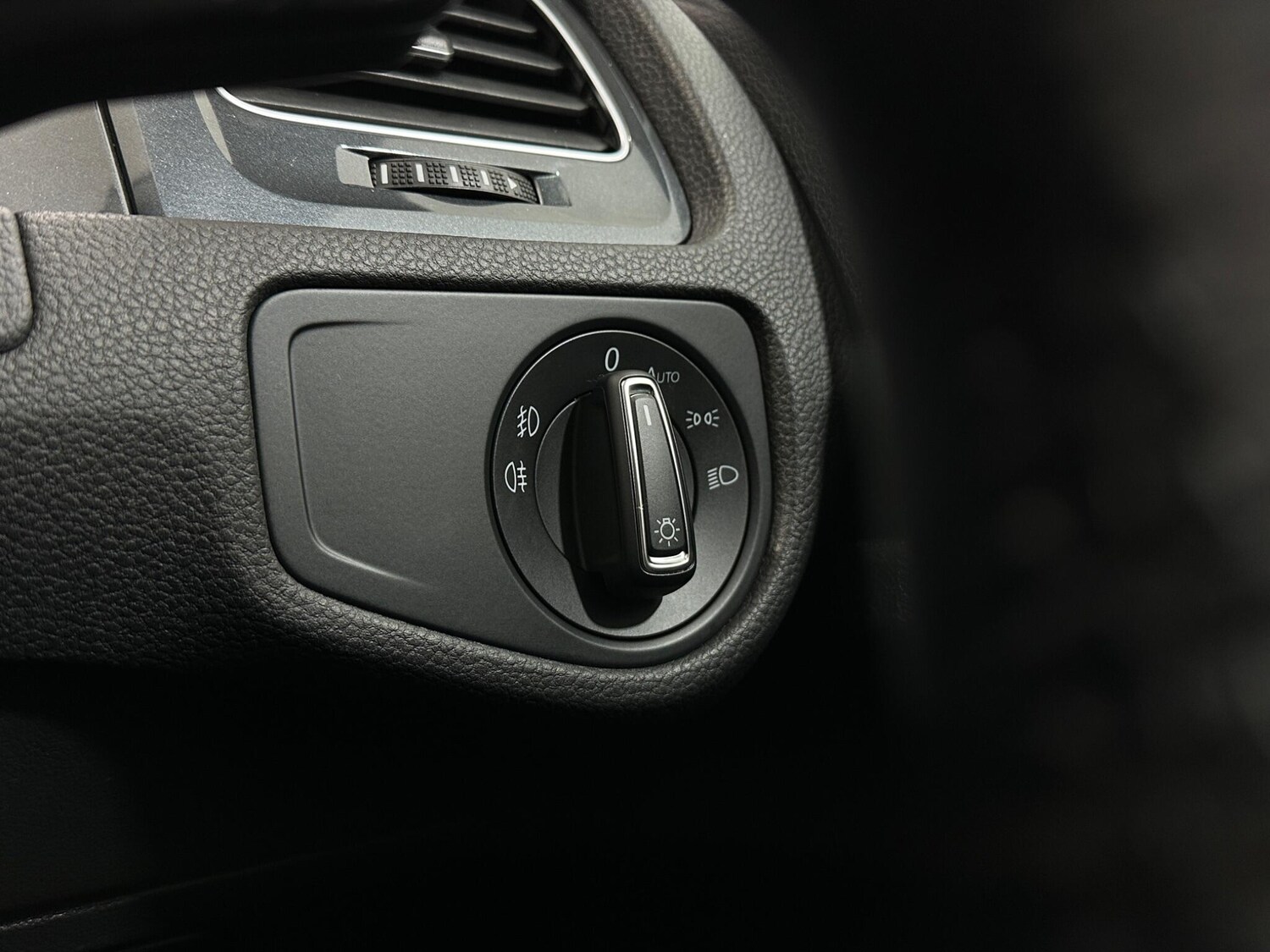 Used Volkswagen Golf 2020 for sale - 77400540: Photo 18