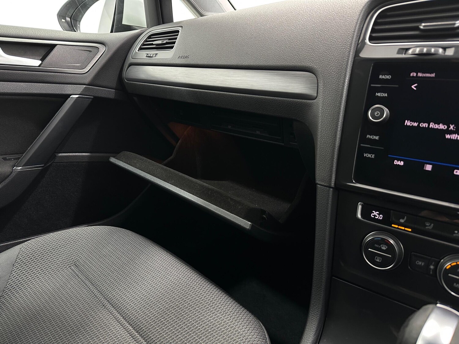 Used Volkswagen Golf 2020 for sale - 77400540: Photo 27